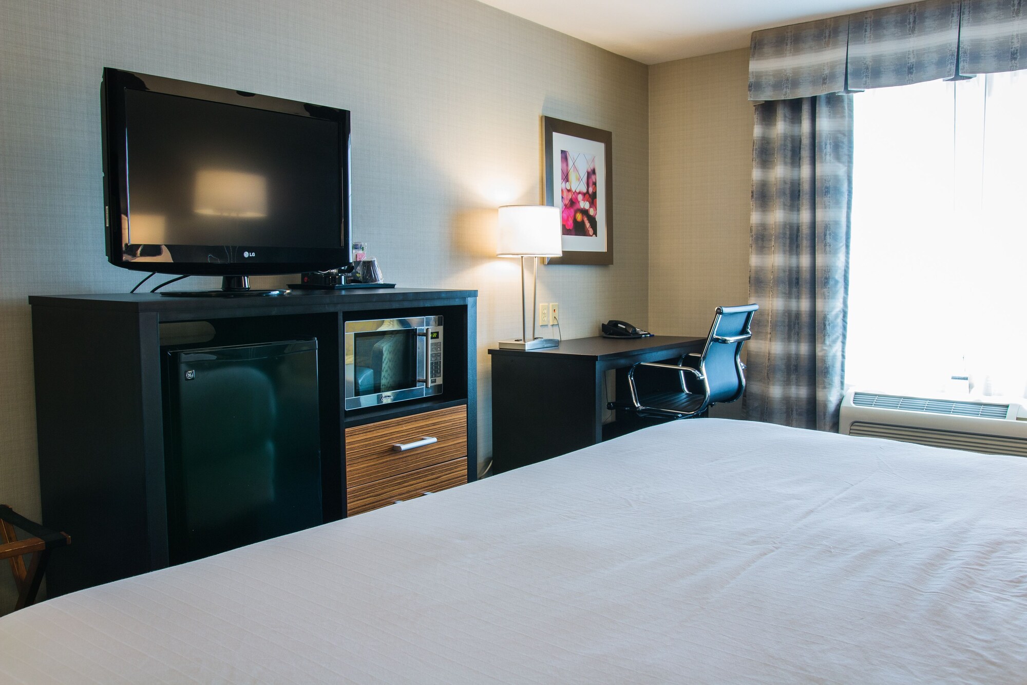 holiday inn express and suites jackson by ihg