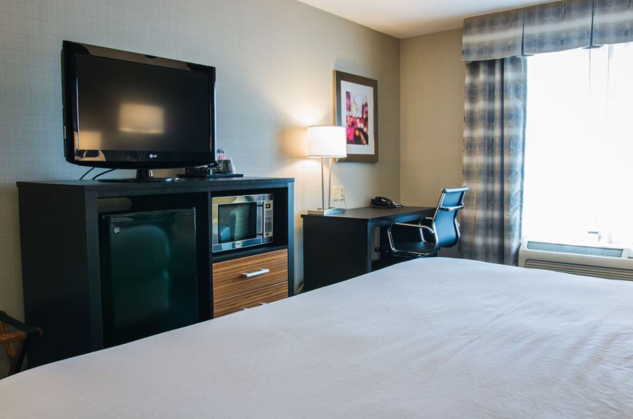 holiday inn express and suites jackson by ihg