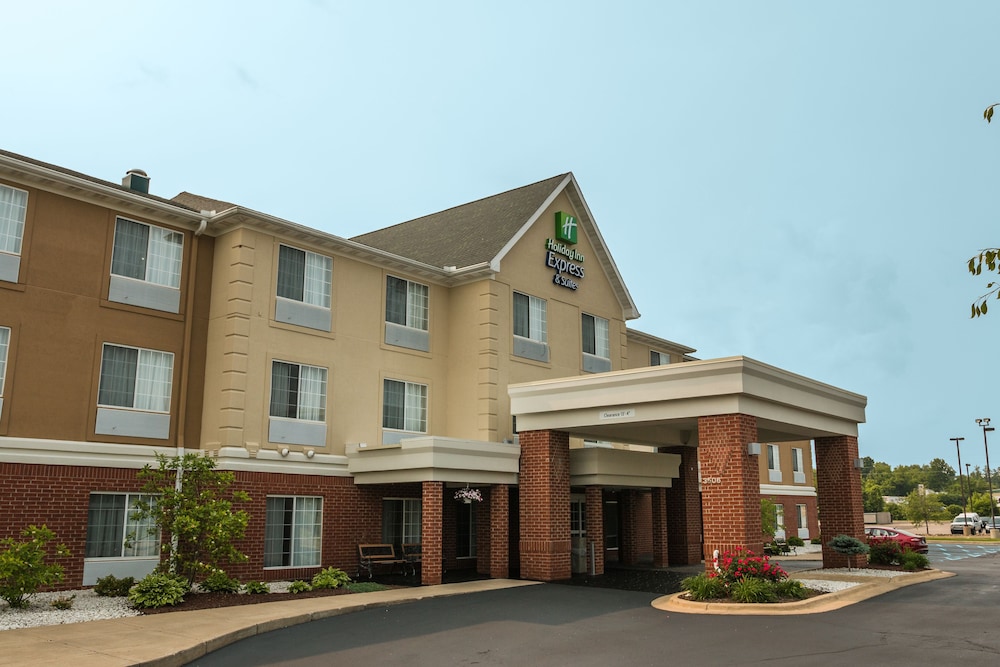 Holiday Inn Express & Suites Jackson By Ihg,Jackson County Airport>>Jackson,3 star