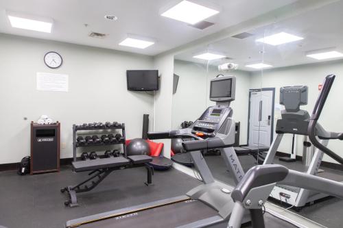 holiday inn express and suites jackson by ihg
