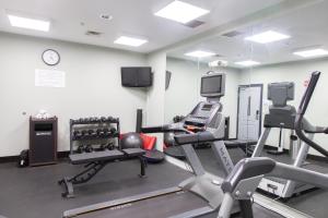 holiday inn express and suites jackson by ihg