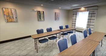 holiday inn express and suites jackson by ihg