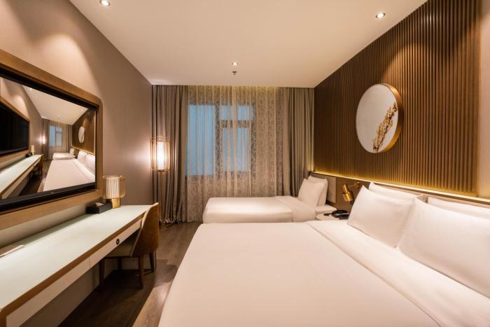 crystal orange hotel shanghai lujiazui oriental pearl