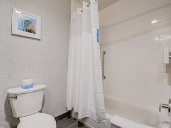 hampton inn and suites williamstown ark encounter ky