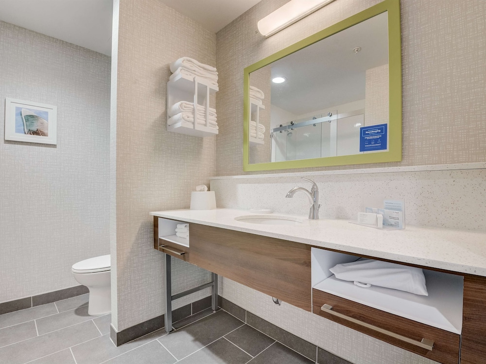 hampton inn and suites williamstown ark encounter ky