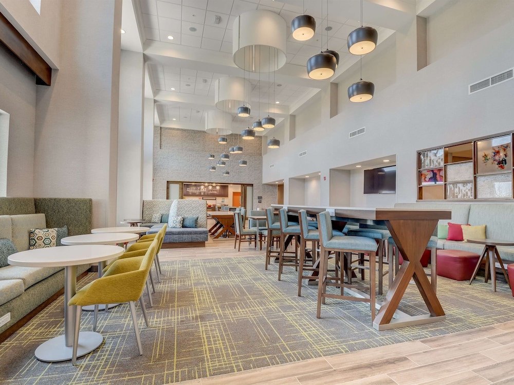 hampton inn and suites williamstown ark encounter ky