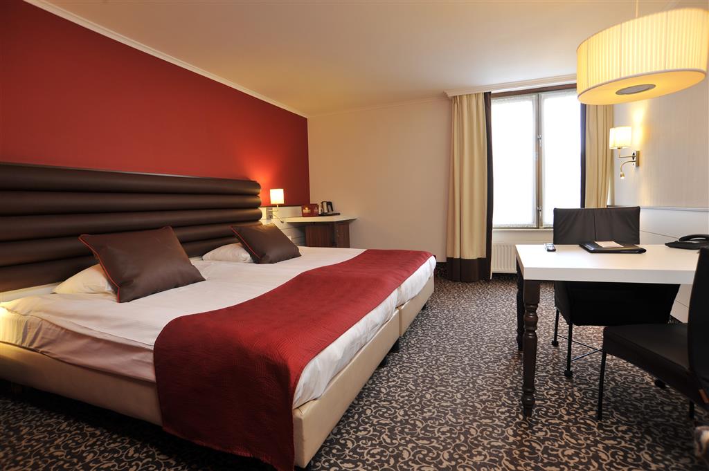 golden tulip hotel central