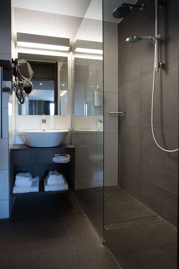 golden tulip hotel central