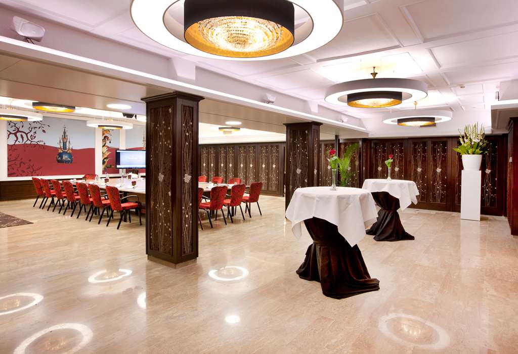 golden tulip hotel central