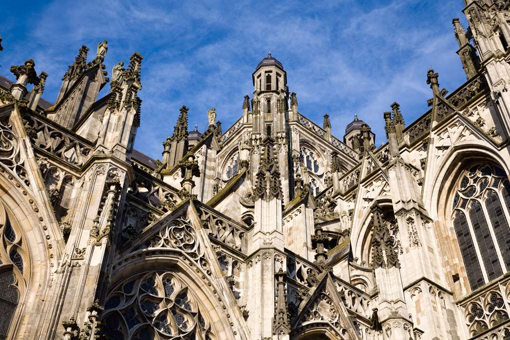 golden tulip hotel central