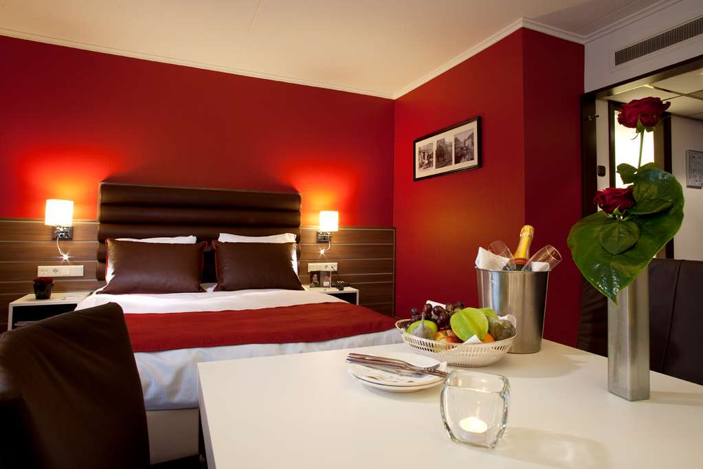 golden tulip hotel central