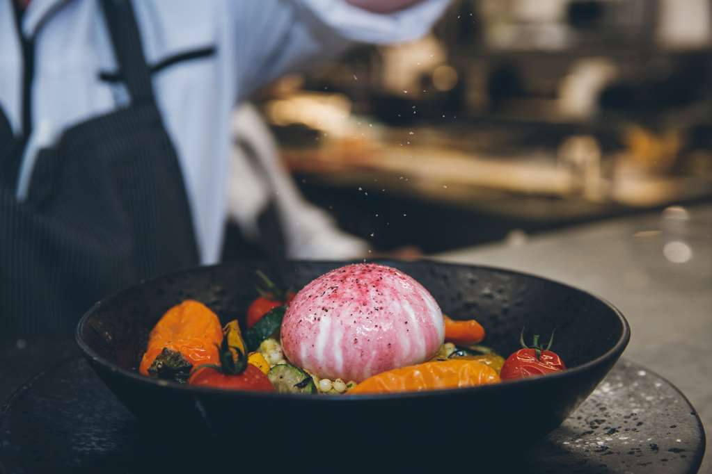 golden tulip hotel central