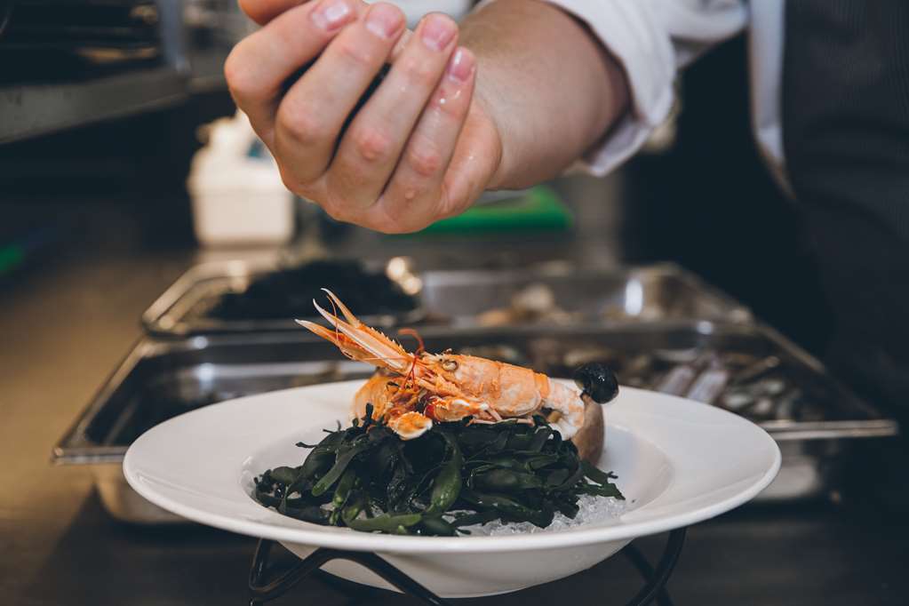 golden tulip hotel central