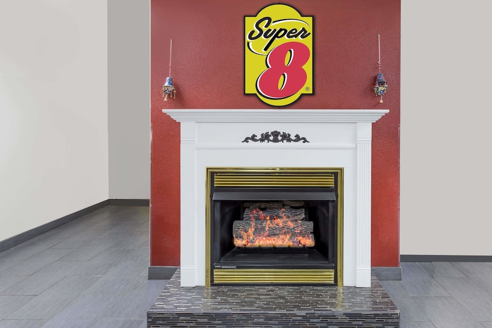 super 8 by wyndham logansport