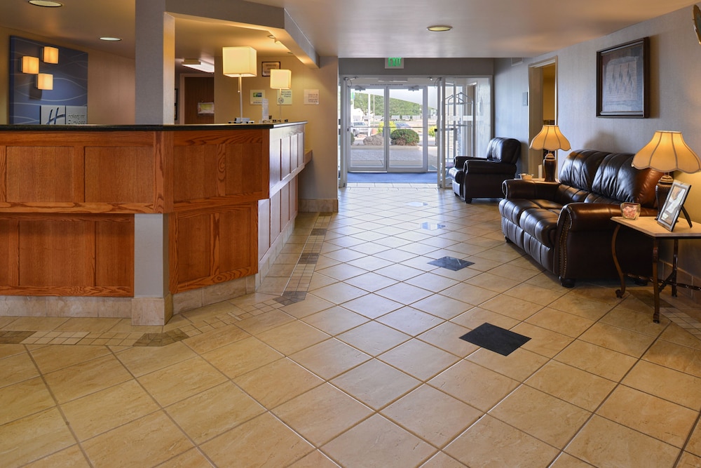 holiday inn express la junta by ihg