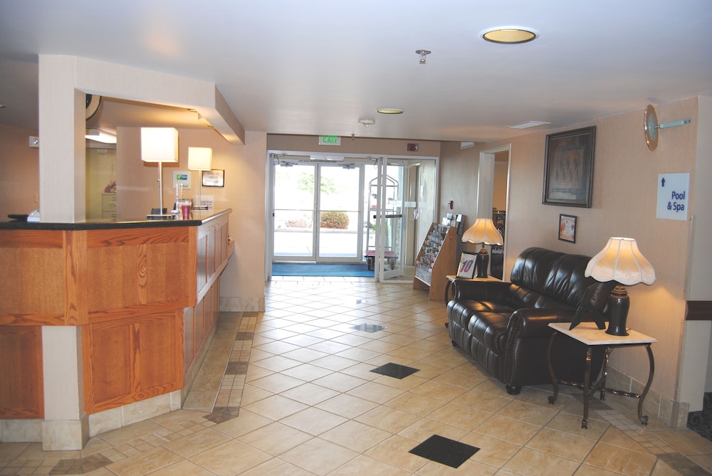 holiday inn express la junta by ihg