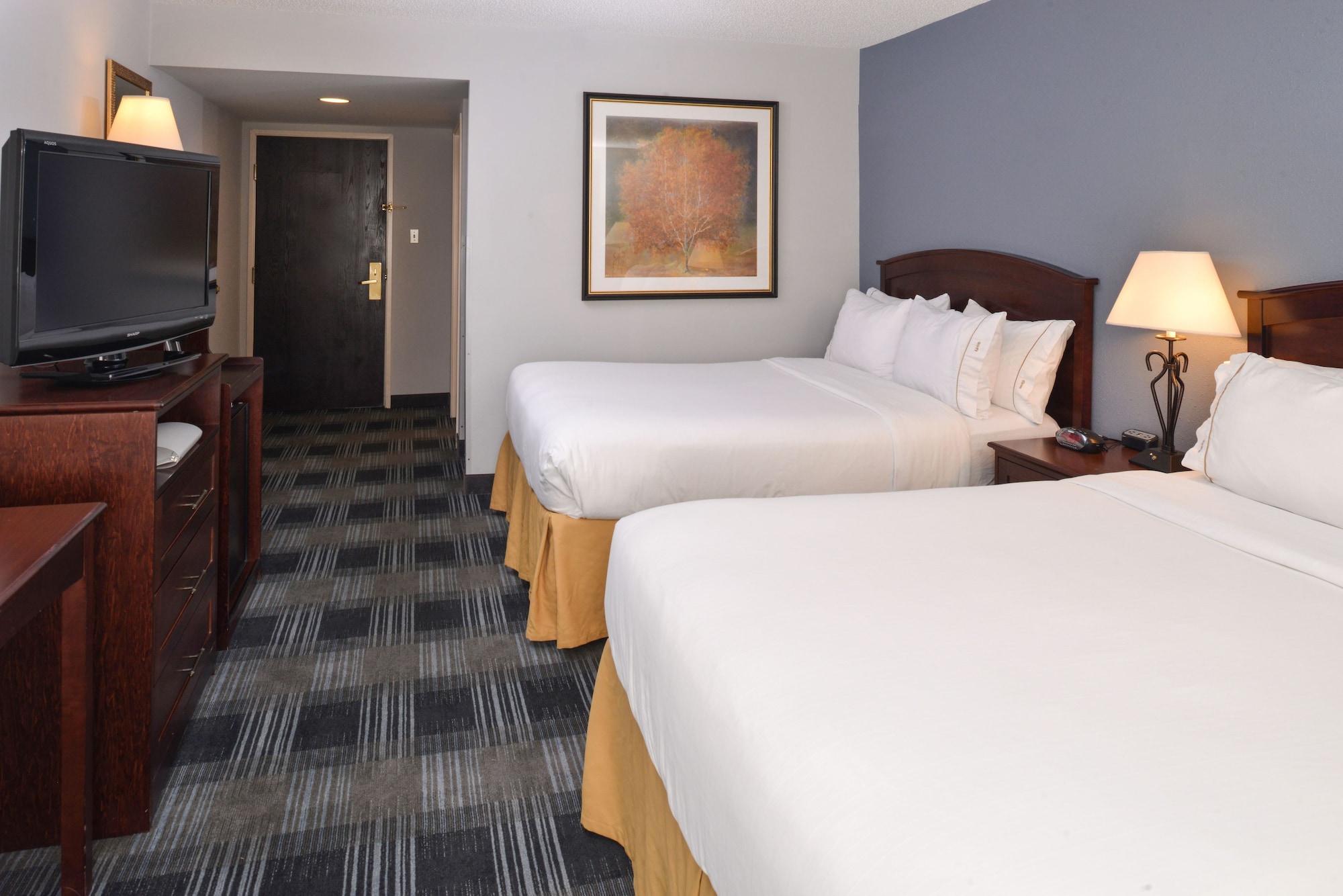 holiday inn express la junta by ihg