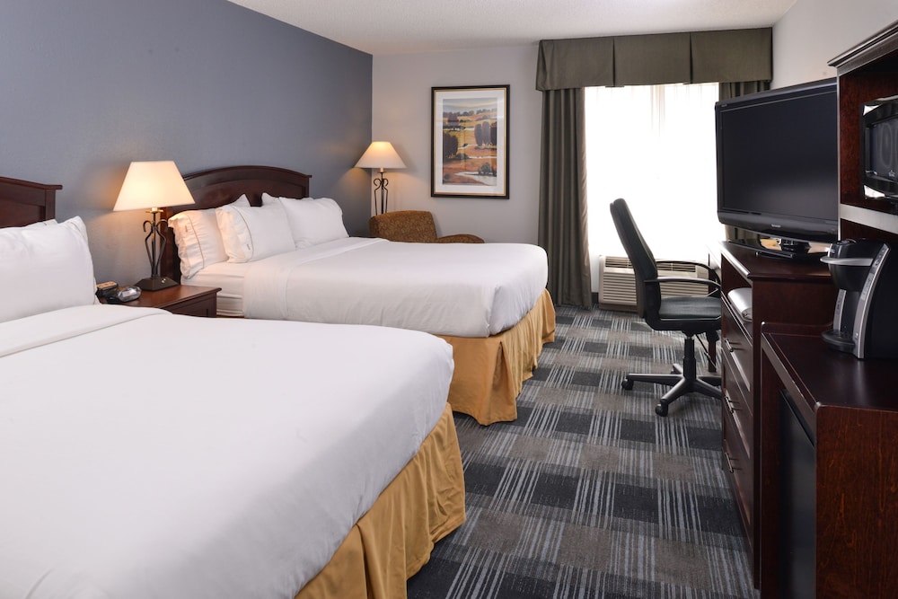 holiday inn express la junta by ihg