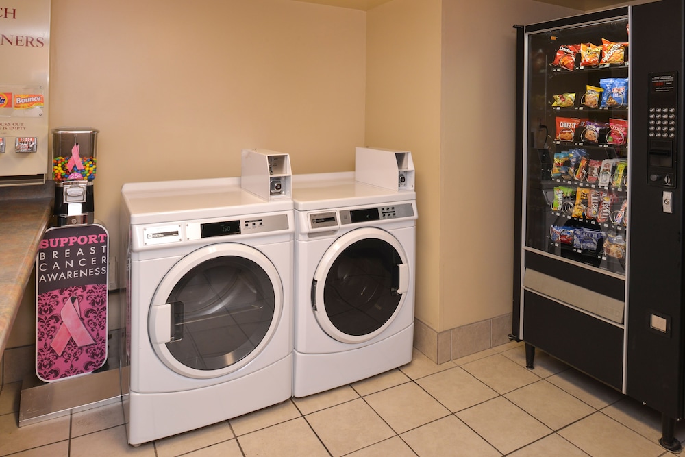 holiday inn express la junta by ihg