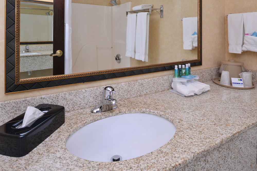 holiday inn express la junta by ihg
