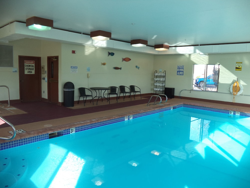 holiday inn express la junta by ihg