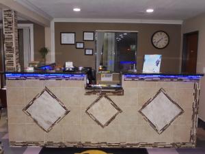 super 8 by wyndham okawville