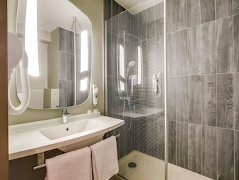 ibis paris bercy village 12eme