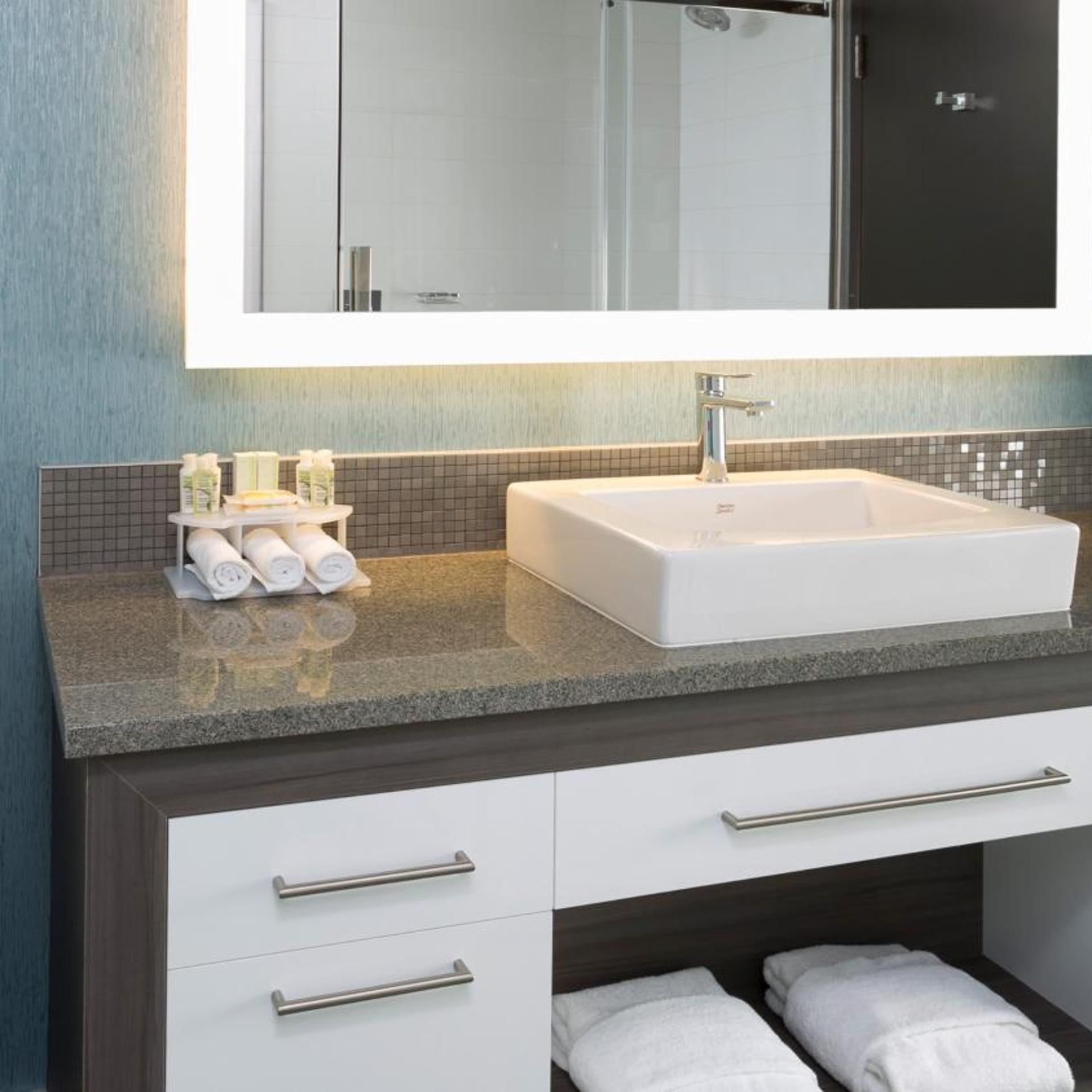 holiday inn express quebec city sainte foy by ihg