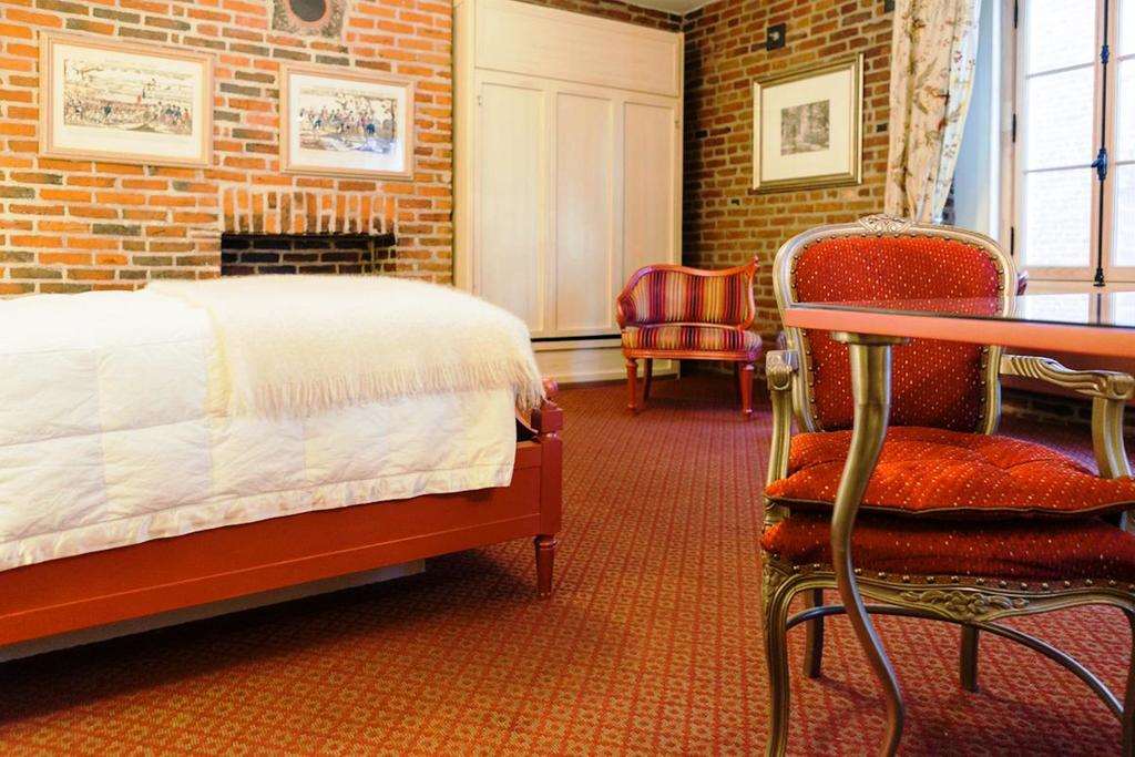 auberge place darmes