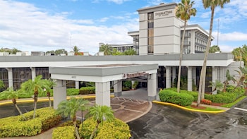 doubletree by hilton palm beach gardens