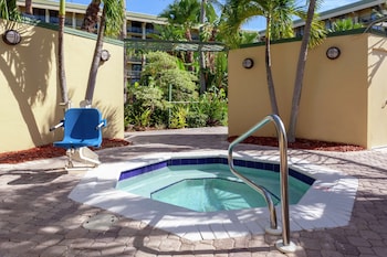 doubletree by hilton palm beach gardens