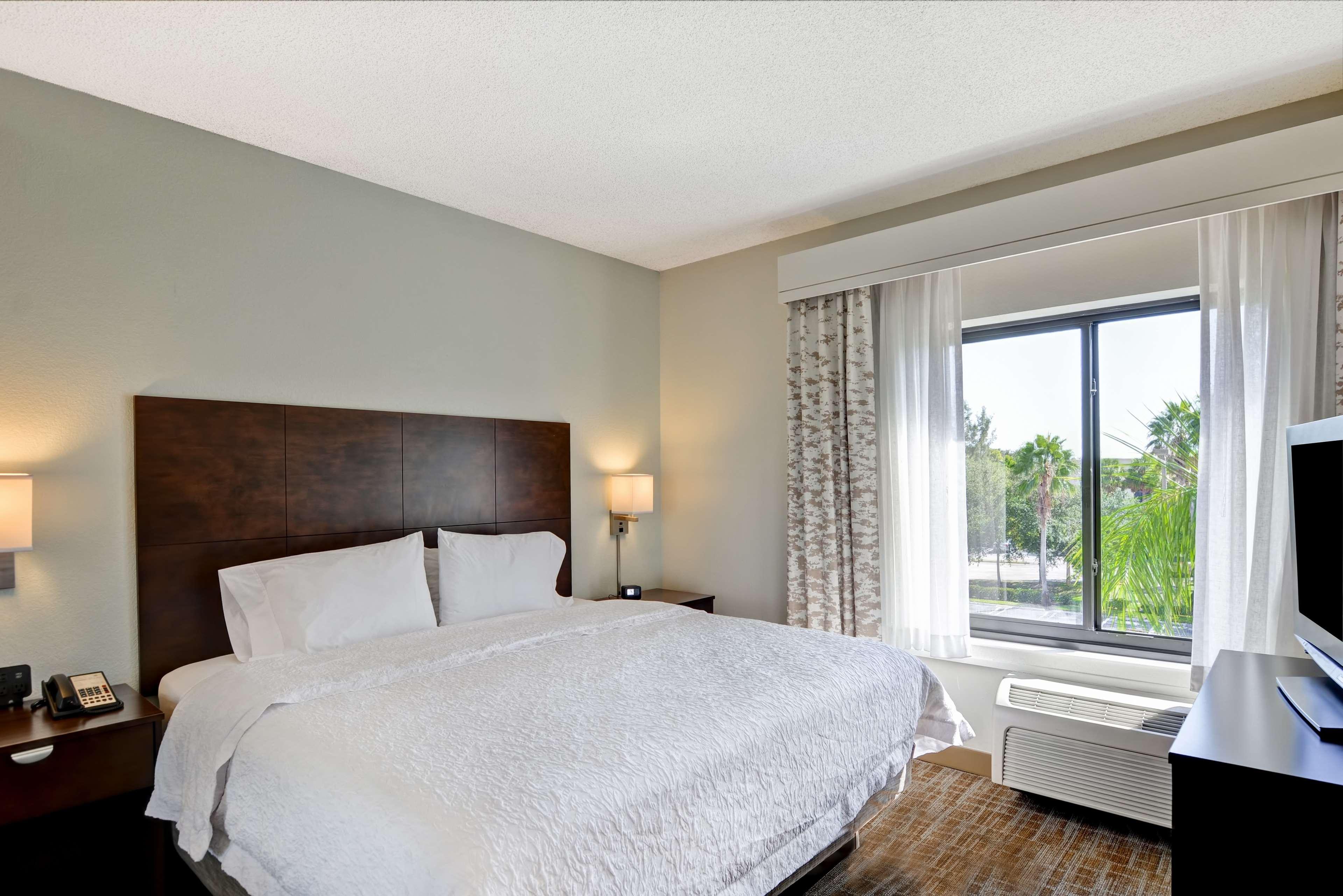 hampton inn and suites boynton beach