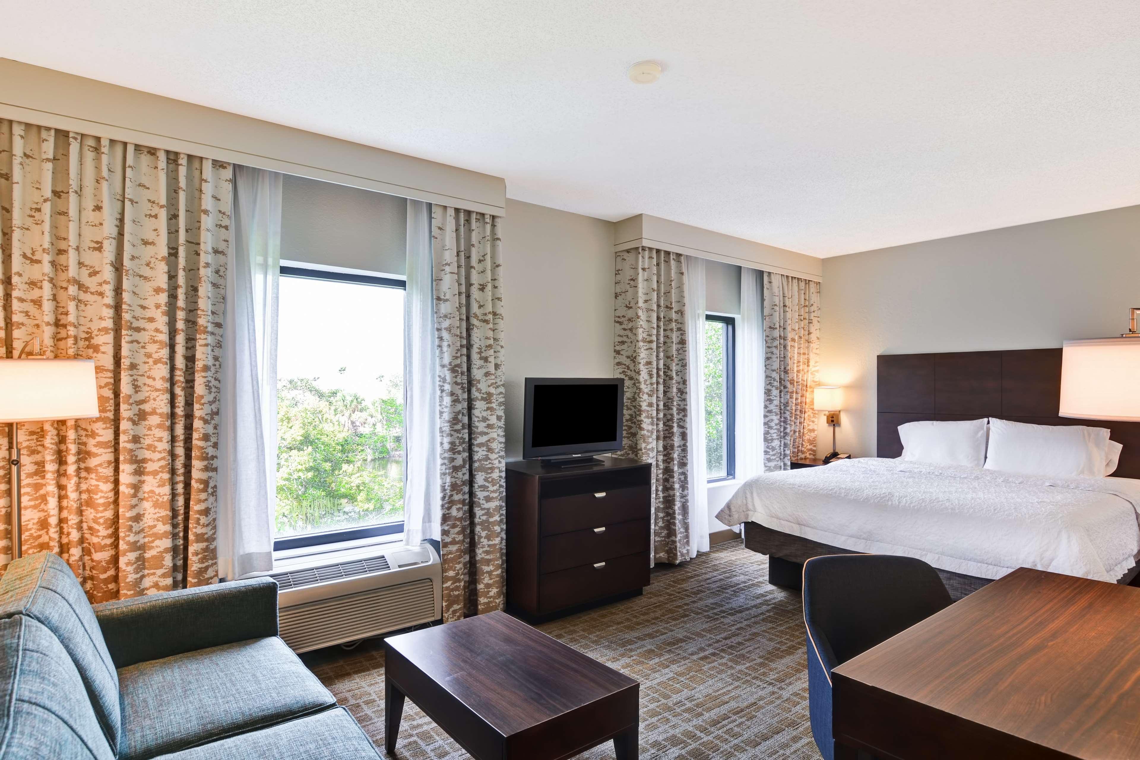 hampton inn and suites boynton beach