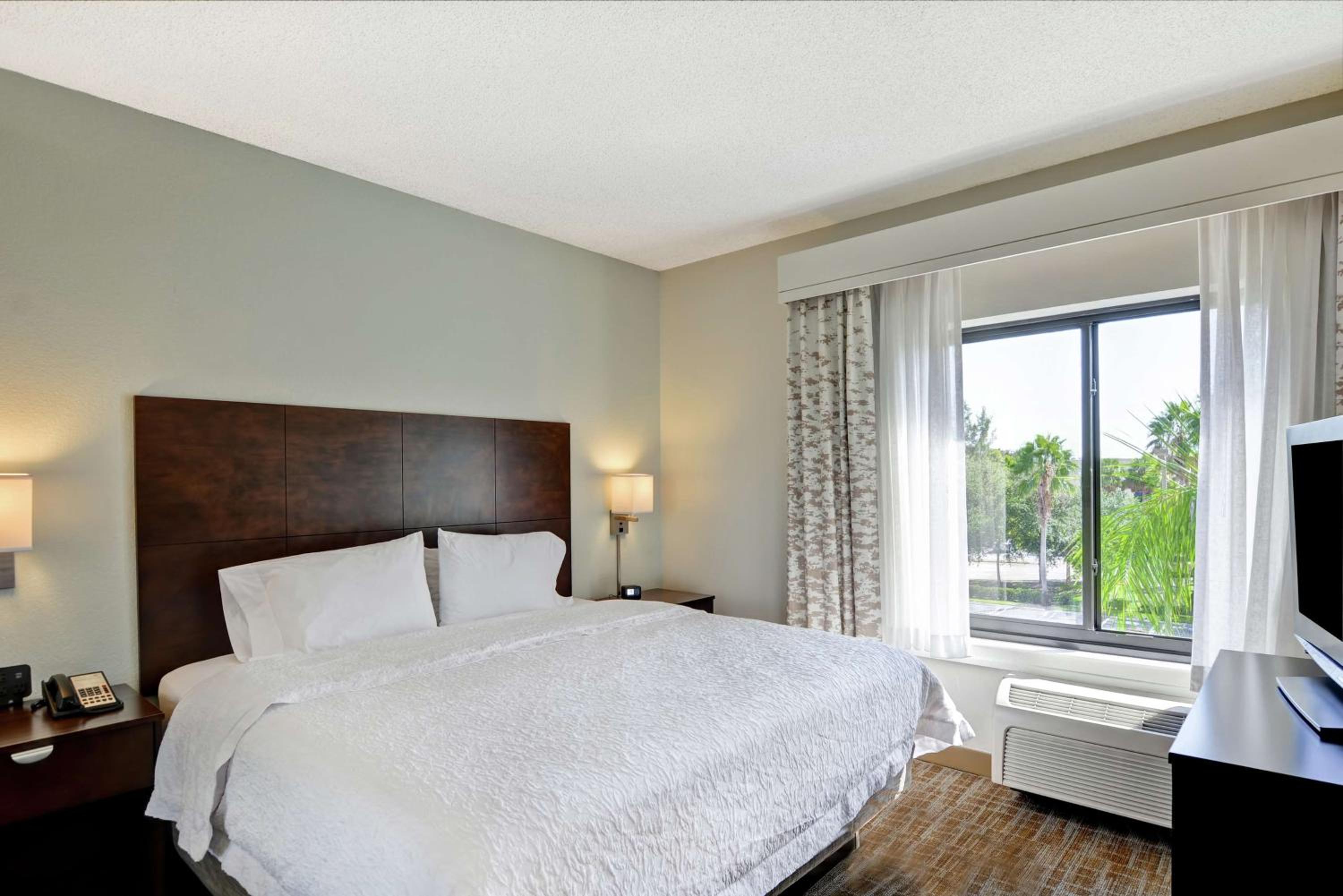 hampton inn and suites boynton beach