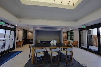 holiday inn express and suites santa clara silicon valley by ihg