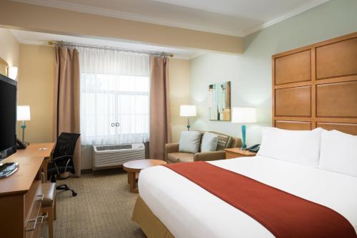 holiday inn express and suites santa clara silicon valley by ihg