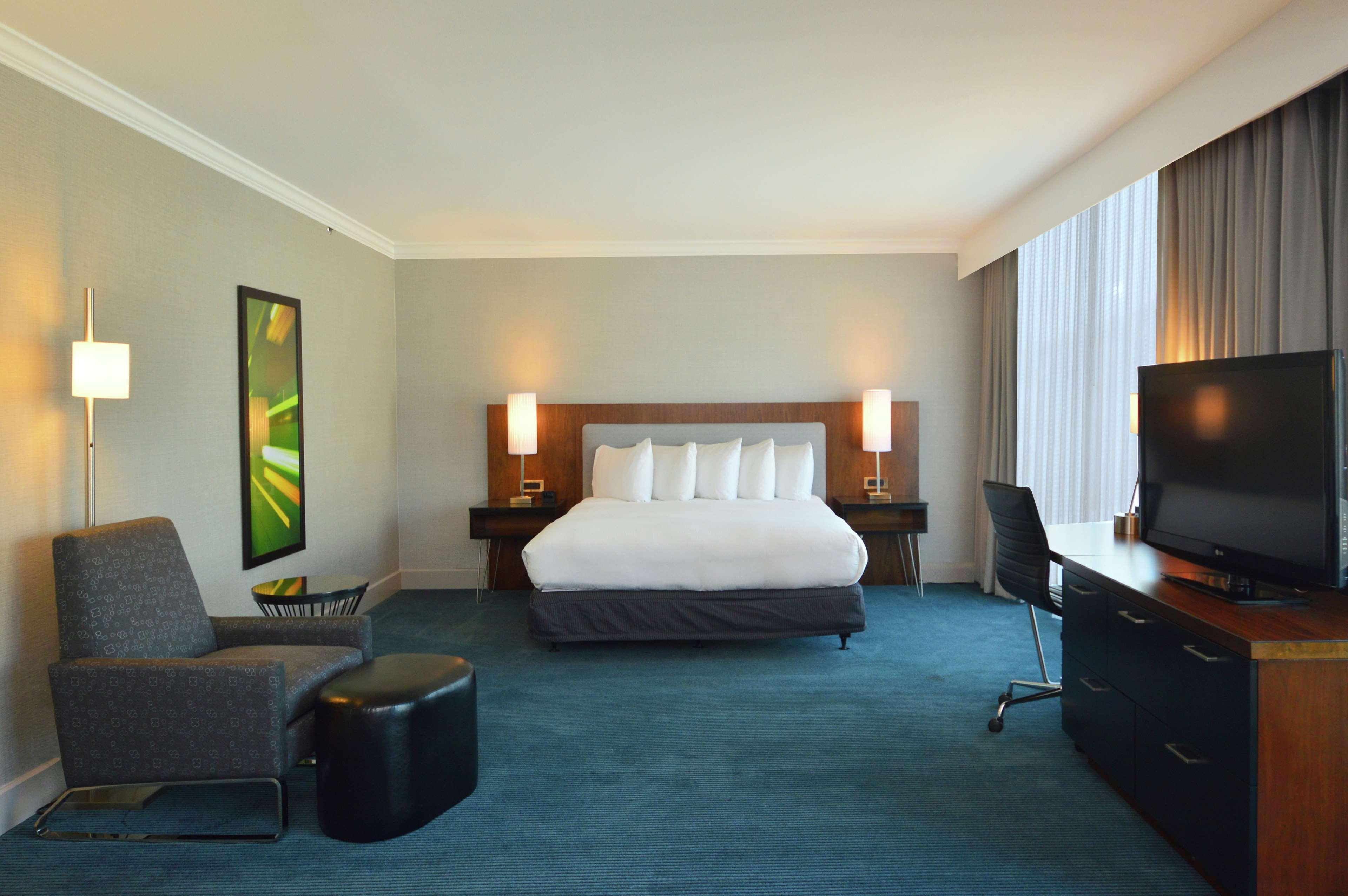 doubletree by hilton newark fremont