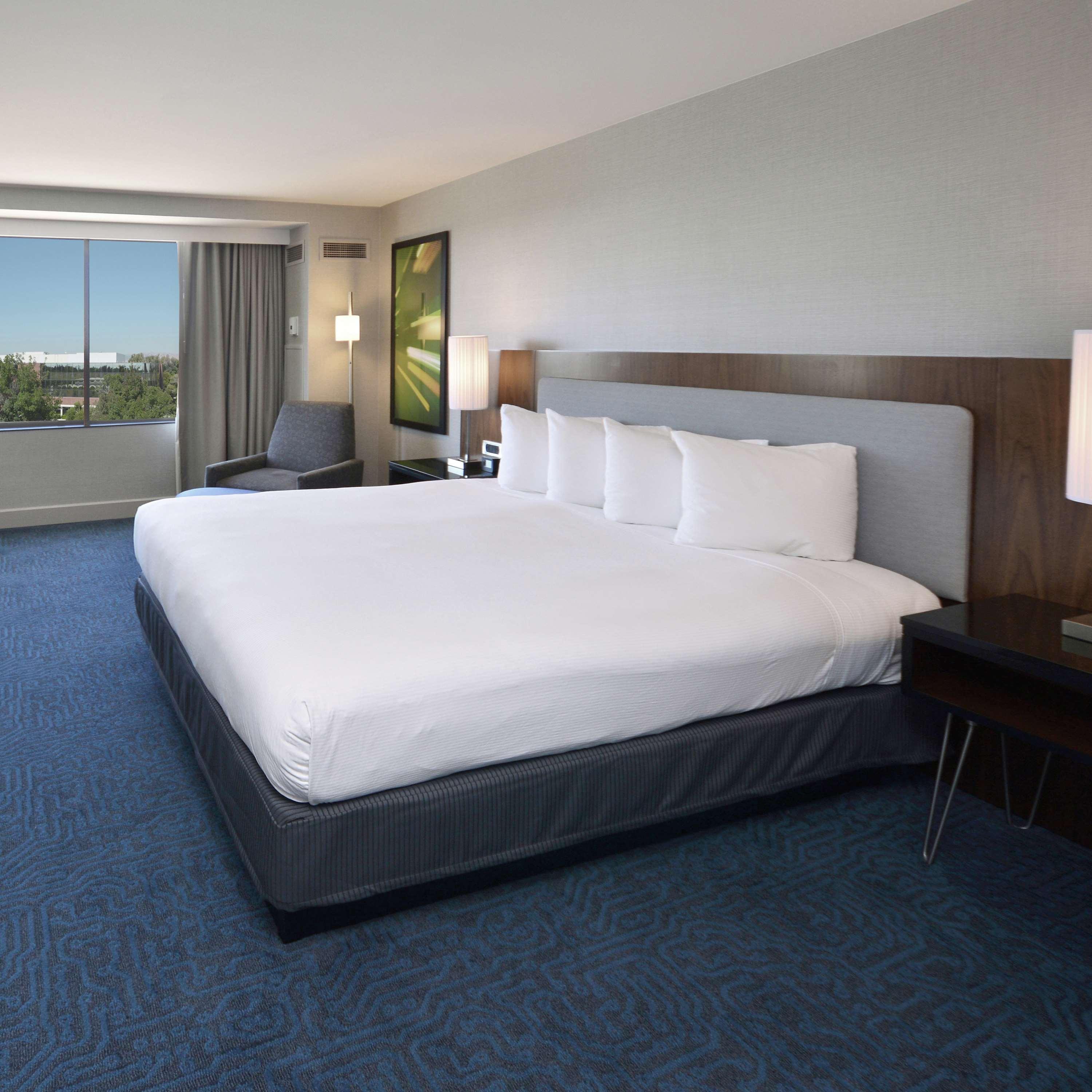 doubletree by hilton newark fremont