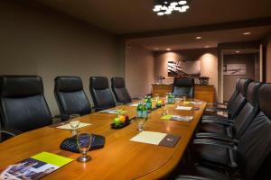 doubletree by hilton newark fremont