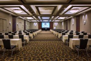 doubletree by hilton newark fremont