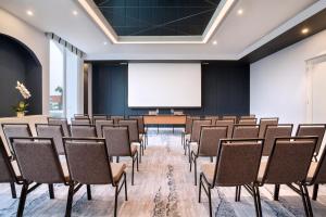 mercure jakarta batavia