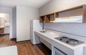 Extended Stay America Suites San Jose Mountain View,Mountain View>>Los Altos,3 star