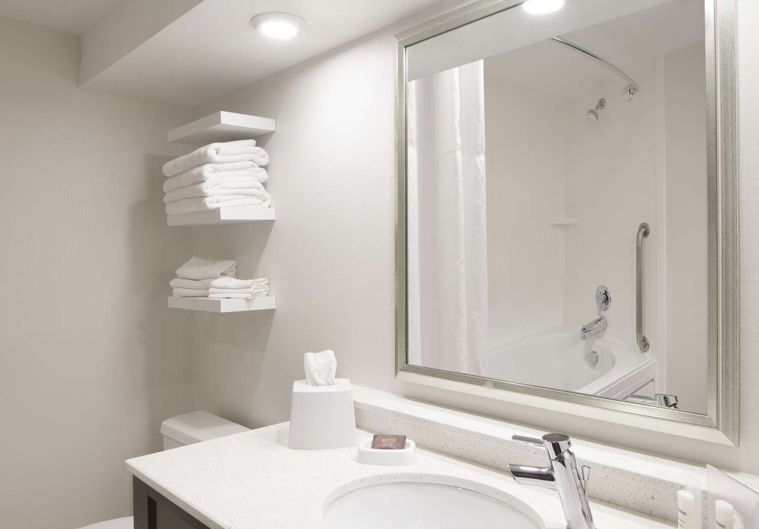 hampton inn charleston southridge