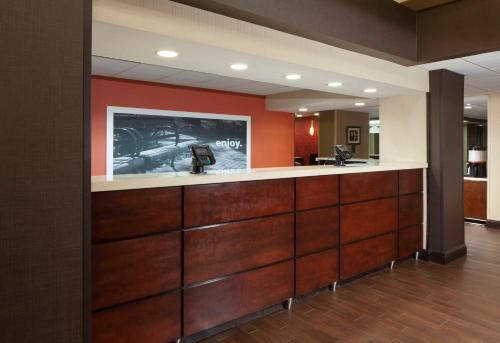 hampton inn charleston southridge