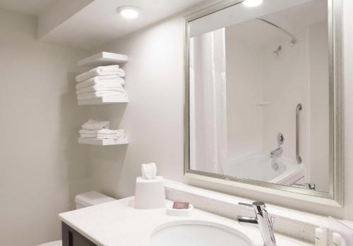 hampton inn charleston southridge
