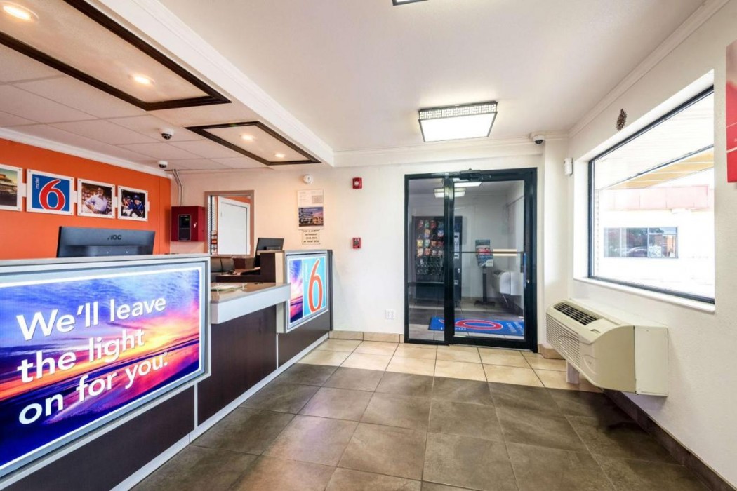 Motel 6 Anniston, Al,,2 star