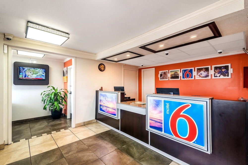 motel 6 anniston al