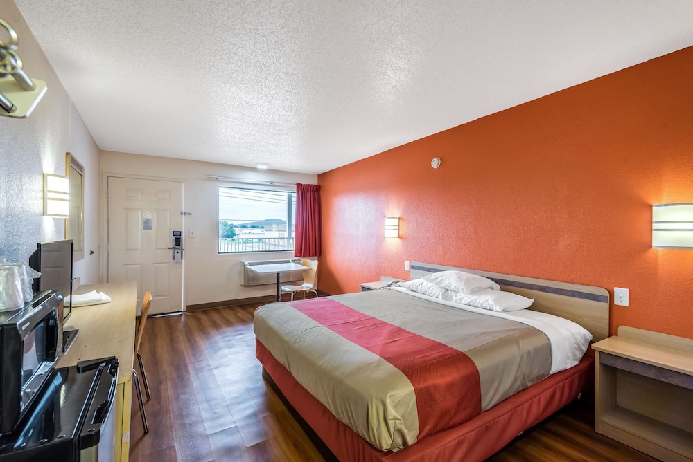 motel 6 anniston al