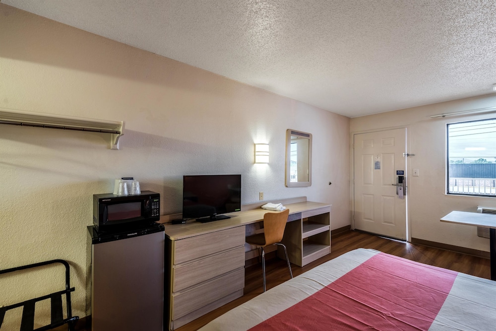 motel 6 anniston al