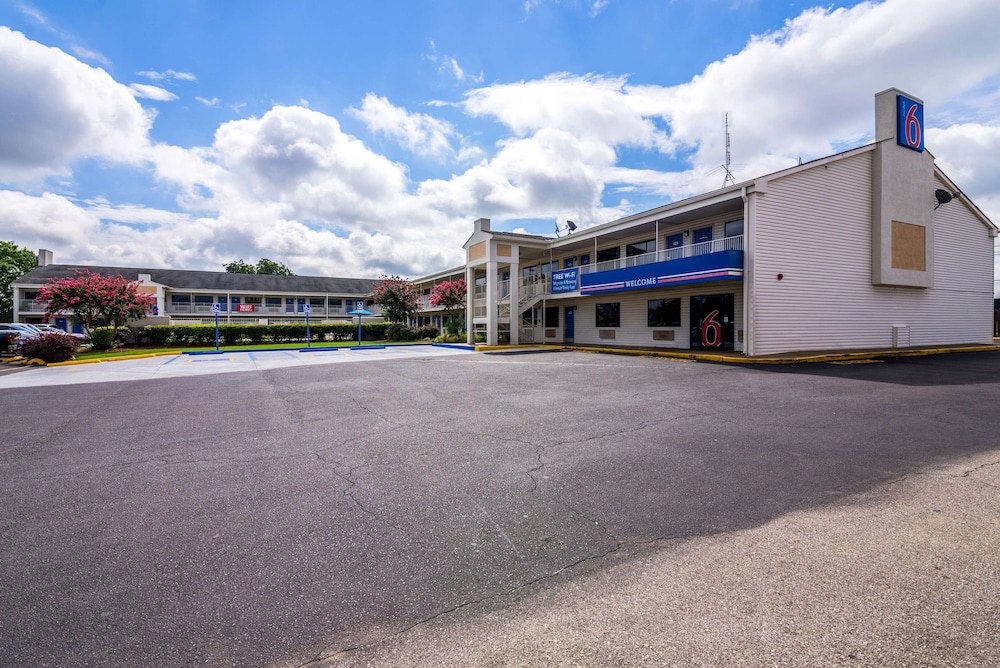 motel 6 anniston al